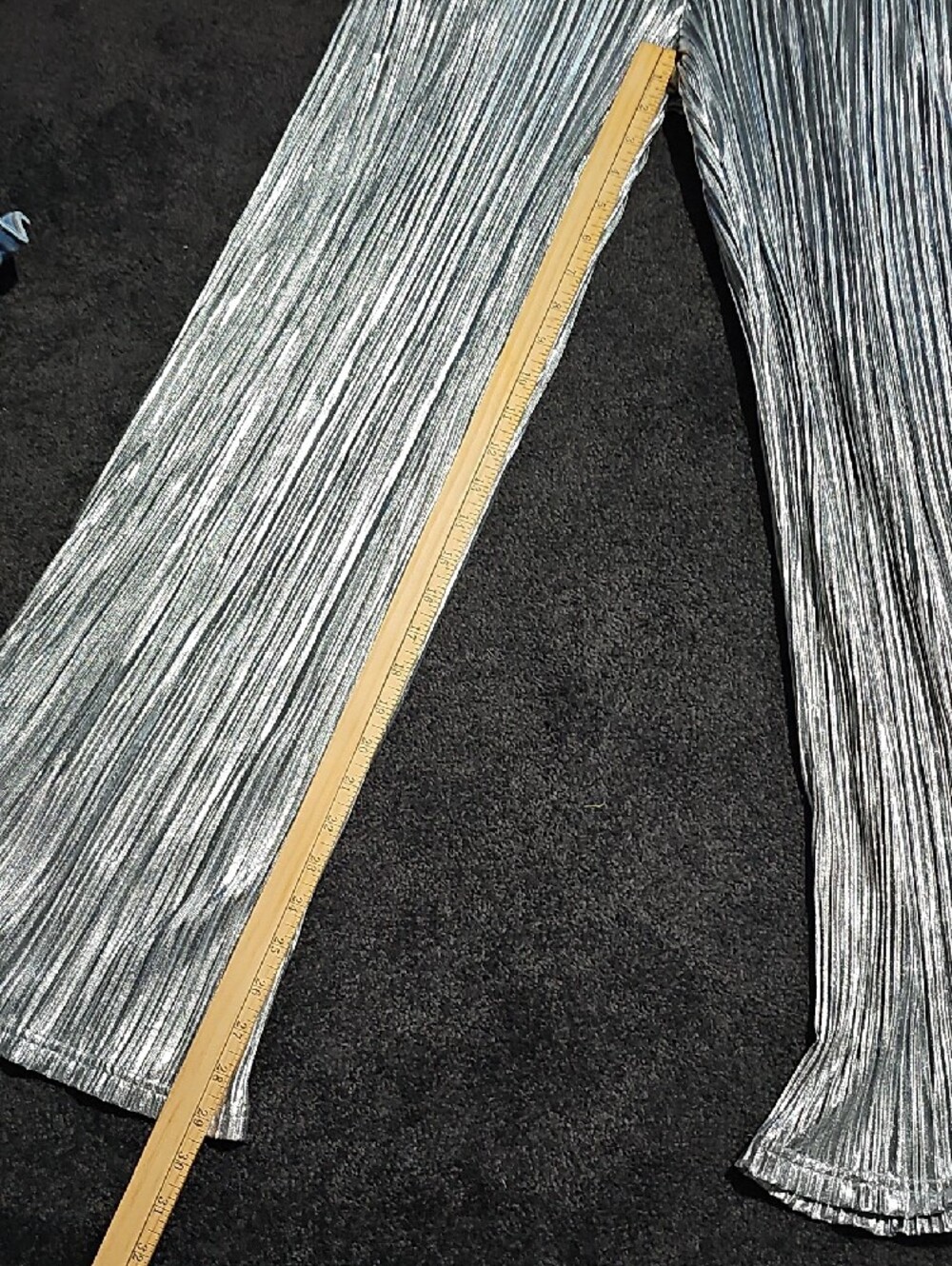 Burnt Toast Silver Wide-Leg Pleated Pants - Picture 5 of 5